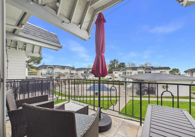 image of 2401 W Canal Dr, Kennewick, WA 99336
