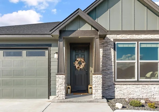 Homes for sale in West Richland, WA | 7876 Cardinal Peak St, West Richland, WA 99353 | MLS# 291689