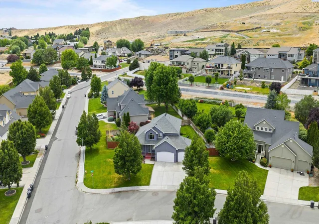 Homes for sale in West Richland, WA | 4911 Milky Way, West Richland, WA 99353 | MLS# 293769