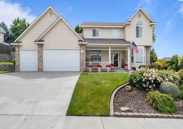 Photo 1 of Single family home for sale at 4102 S Keller St, Kennewick, WA 99337 | MLS# 294388 | Listing updated on 2026-09-17