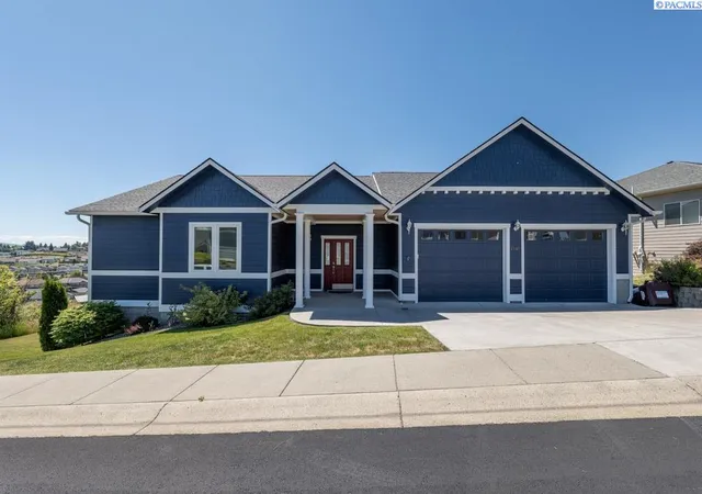1st image of 1505 Sw Capri Ct, Pullman, WA 99163 | MLS# 294116