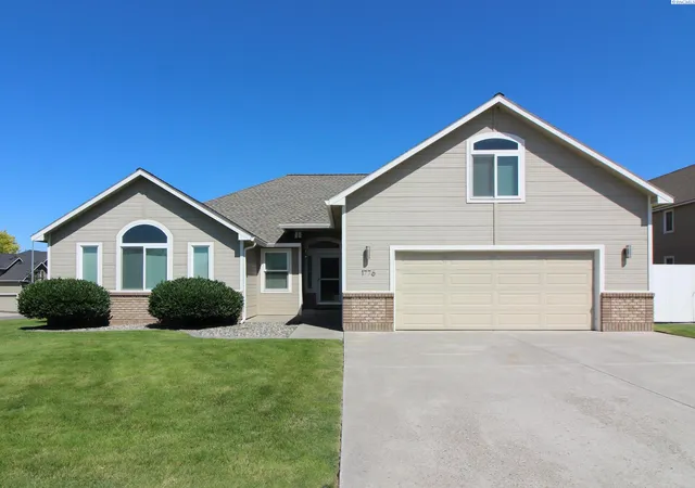 Homes for sale in Richland, WA | 1776 Rowan Court, Richland, WA 99352 | MLS# 294322