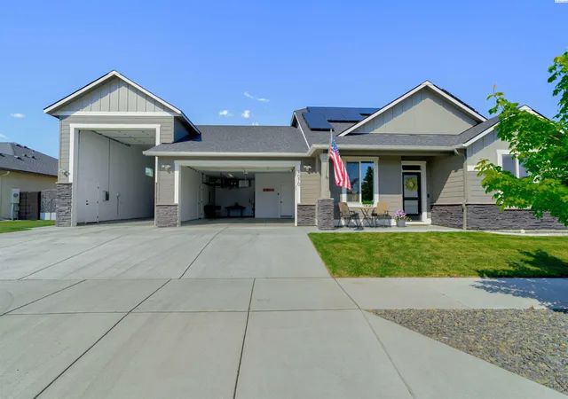 2nd image of 4070 Corvina St, Richland, WA 99352 | MLS# 292525