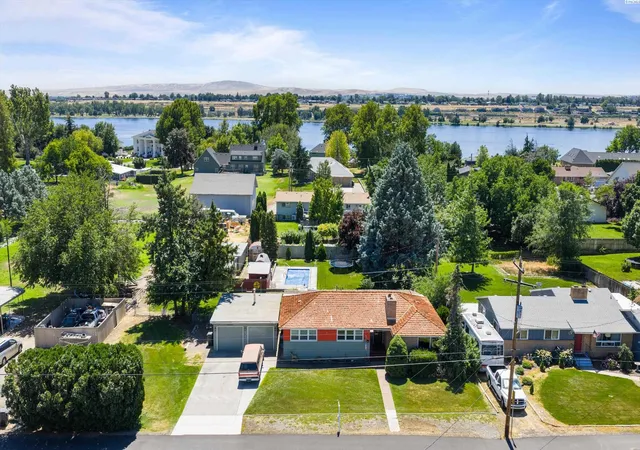 1st image of 5004 W Sylvester St, Pasco, WA 99301 | MLS# 294612