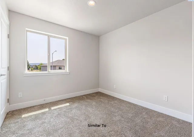 Photo 4 of Townhouse for sale at 7686 Grapevine Ct, West Richland, WA 99353 | MLS# 294697 | Listing updated on 2026-09-14