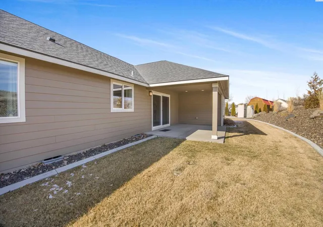 30th image of 105503 E Badge E Badger Rd, Kennewick, WA 99338 | MLS# 291345