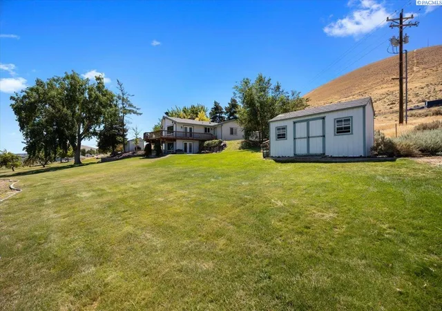 Homes for sale in Benton City, WA | 36605 E Red Mountain Road, Benton City, WA 99320 | MLS# 286175
