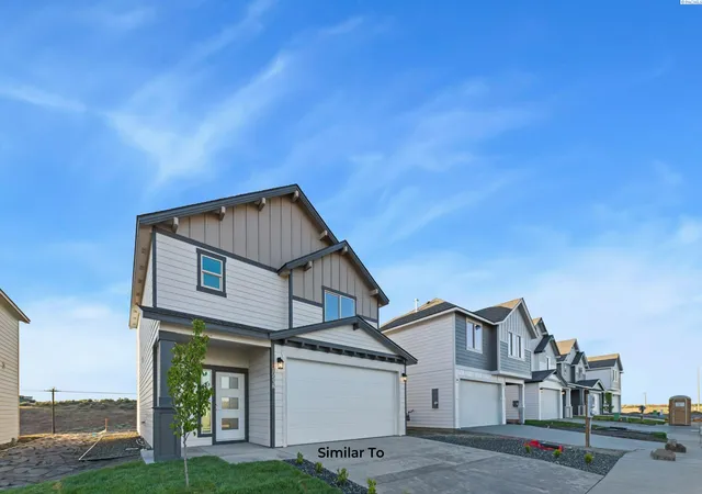 Homes for sale in Kennewick, WA | 205 N Dewberry Pl, Kennewick, WA 99338 | MLS# 294558
