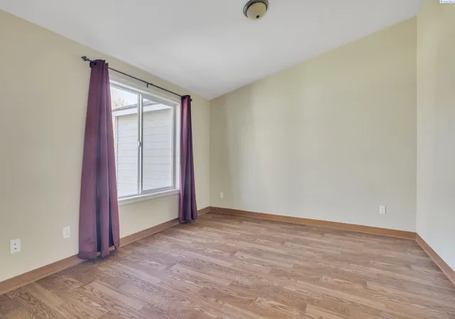 3rd image of 2720 Leslie Rd, Richland, WA 99352 | MLS# 292807