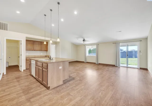 5th image of 2720 Leslie Rd, Richland, WA 99352 | MLS# 292807