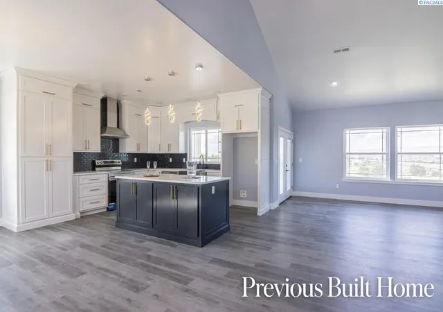 Homes for sale in Sunnyside, WA | 725 Vine Ave Lot 28, Sunnyside, WA 98944 | MLS# 293370