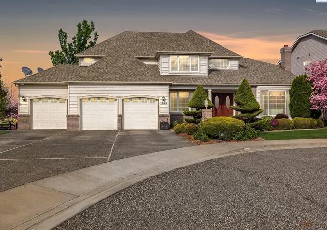 Homes for sale in Richland, WA | 2866 Hawkstone Ct, Richland, WA 99354 | MLS# 292226