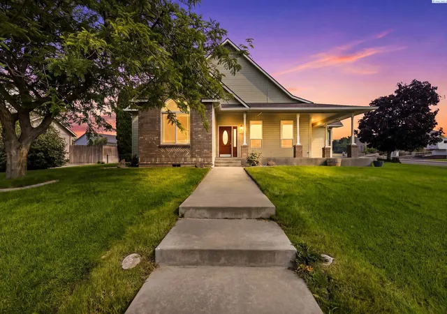 Photo 1 of Sale Pending at 5500 Leilani Dr, West Richland, WA 99353 | MLS# 295347 | Listing updated on 2026-09-14