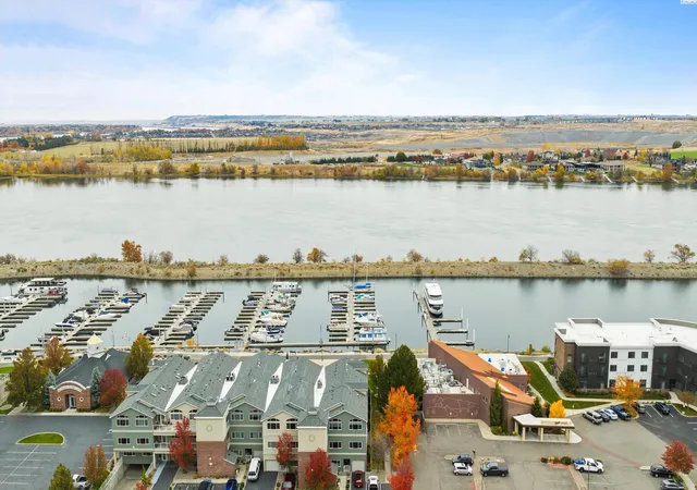 2nd image of 386 Columbia Point Dr, Richland, WA 99352 | MLS# 289453