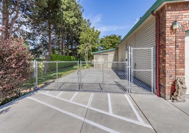 Homes for sale in Kennewick, WA | 1125 S Tranquility Prse, Kennewick, WA 99338 | MLS# 294441