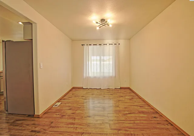 5th image of 4003 Dartmoor Ln, Pasco, WA 99301 | MLS# 293909