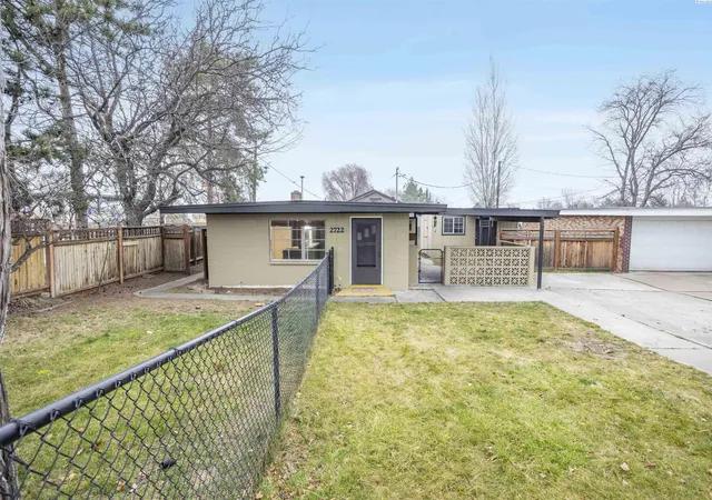 Homes for sale in Kennewick, WA | 2722 W 7th Ave, Kennewick, WA 99336 | MLS# 293923