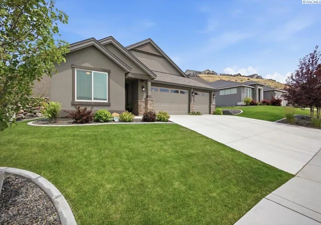 2nd image of 2274 Legacy Lane, Richland, WA 99352 | MLS# 294138