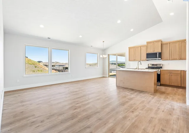 3rd image of 2903 S Osborne St, Kennewick, WA 99338 | MLS# 293104