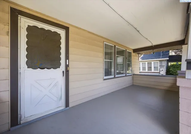 Homes for sale in Walla Walla, WA | 615 Pleasant, Walla Walla, WA 99362 | MLS# 294534