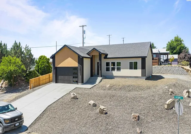 2nd image of 210 Caldona Ave, Mesa, WA 99343 | MLS# 291667