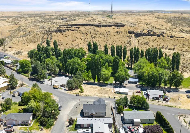 5th image of 210 Caldona Ave, Mesa, WA 99343 | MLS# 291667