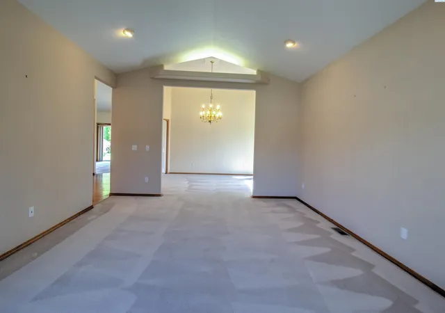 Photo 3 of Single family home for sale at 2806 W 38th Court, Kennewick, WA 99337 | MLS# 293233 | Listing updated on 2026-09-15