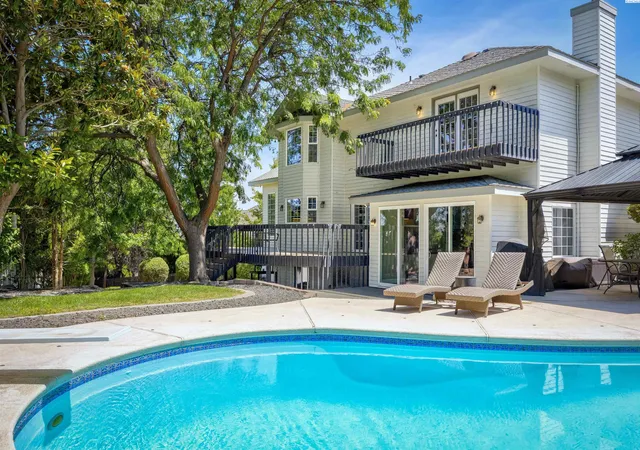 1st image of 4210 S Neel Court, Kennewick, WA 99337 | MLS# 294365