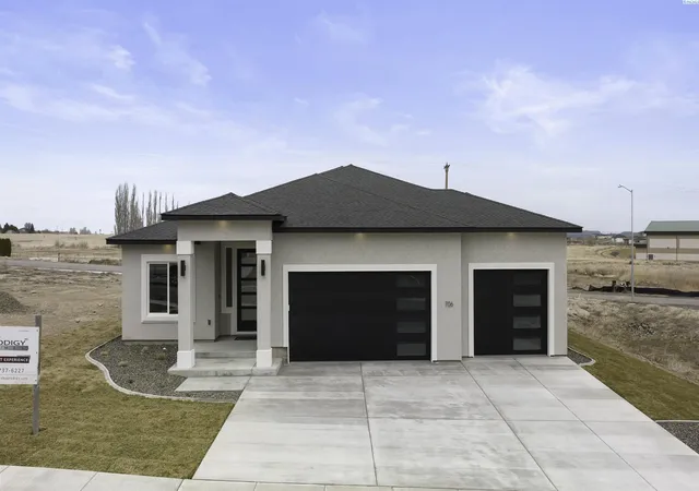 1st image of 1068 S Florida Loop, Kennewick, WA 99338 | MLS# 290630