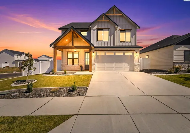 1st image of 3682 Morningside Parkway, Richland, WA 99352 | MLS# 294406