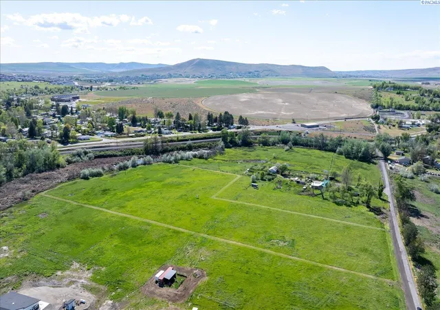 Photo 3 of Land for sale at 62727 E Grover Pr Ne, West Richland, WA 99353 | MLS# 281558 | Listing updated on 2026-08-05