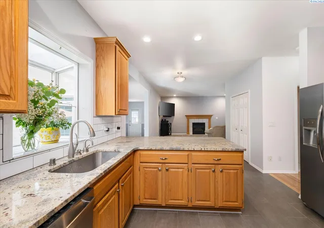 Photo 3 of Single family home for sale at 4514 W 20th Avenue, Kennewick, WA 99338 | MLS# 295284 | Listing updated on 2026-09-16
