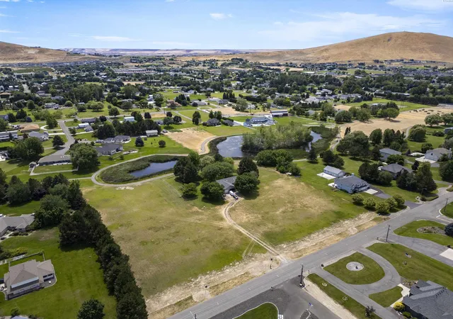 4th image of Tbd Lot 4 Northlake Dr, West Richland, WA 99353 | MLS# 294576