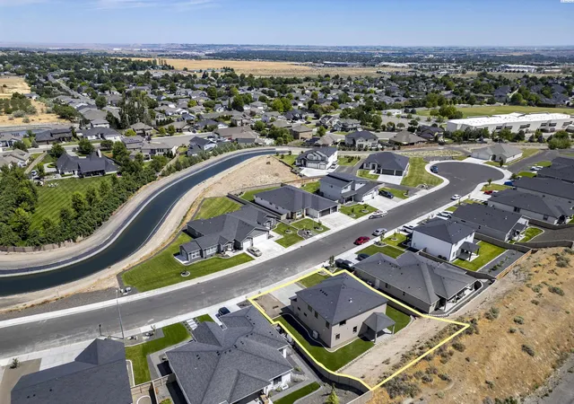 2nd image of 4361 Cowlitz Blvd, Richland, WA 99352 | MLS# 294370