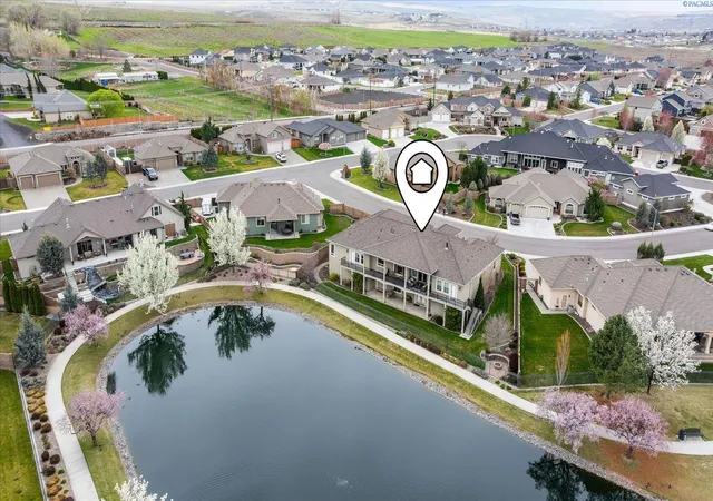 Homes for sale in Kennewick, WA | 739 S Idaho Pl, Kennewick, WA 99336 | MLS# 290244