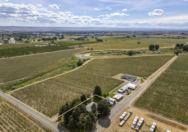 2nd image of 2050 Olmstead Road, Grandview, WA 98930 | MLS# 293100