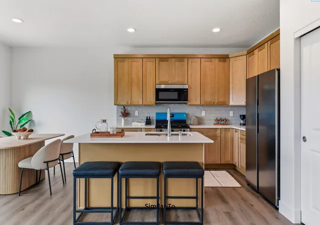 Photo 3 of Sale Pending at 233 N Dewberry Pl, Kennewick, WA 99336 | MLS# 294661 | Listing updated on 2026-09-16