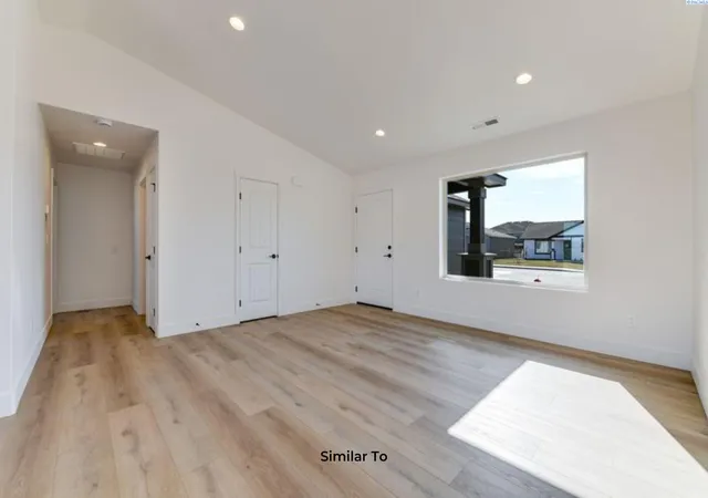 4th image of 10115 Redbud Dr, Pasco, WA 99301 | MLS# 294070