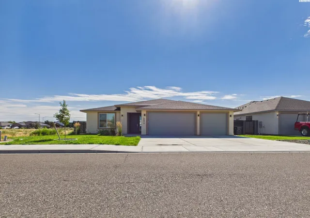 Homes for sale in West Richland, WA | 2675 Friesian, West Richland, WA 99353 | MLS# 294403