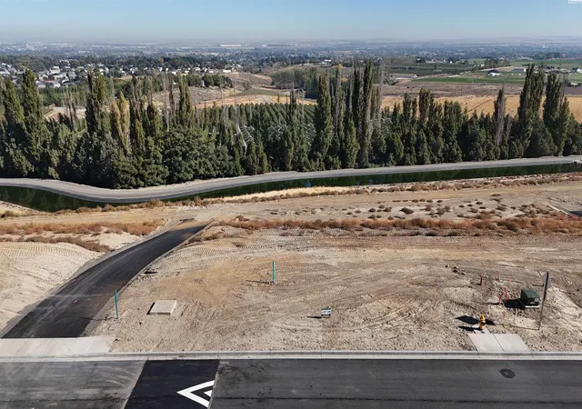 4th image of Lot 24 W 56Th Ave, Kennewick, WA 99336 | MLS# 288774