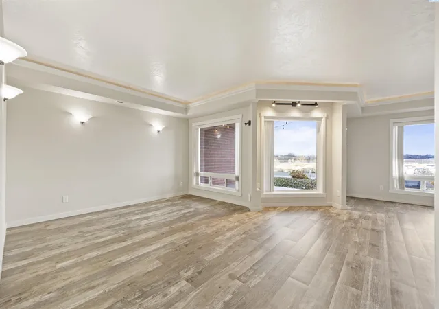 5th image of 300 Columbia Point Dr, Richland, WA 99352 | MLS# 294446