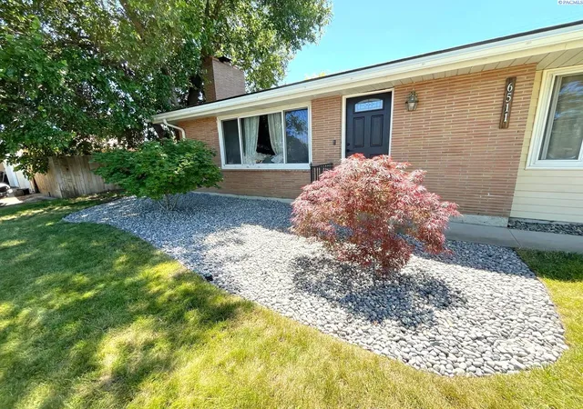 Homes for sale in Kennewick, WA | 6511 W Willamette Ave, Kennewick, WA 99336 | MLS# 294331