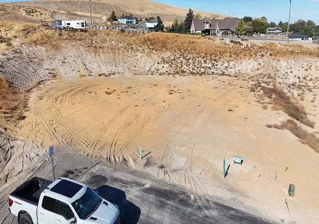3rd image of Lot 14 W 56Th Ave, Kennewick, WA 99336 | MLS# 288766
