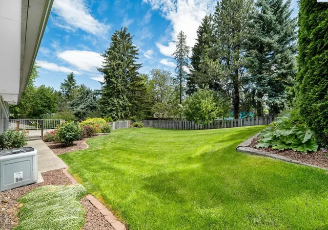 3rd image of 950 Sw Mies, Pullman, WA 99163 | MLS# 293959