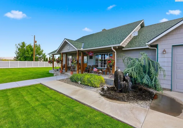 3rd image of 5005 Gamache Road, Moxee, WA 98936 | MLS# 293772