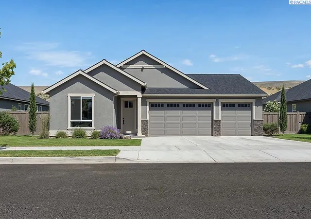 Photo 1 of Single family home for sale at 12114 Buckingham Dr, Pasco, WA 99301 | MLS# 294826 | Listing updated on 2026-09-13