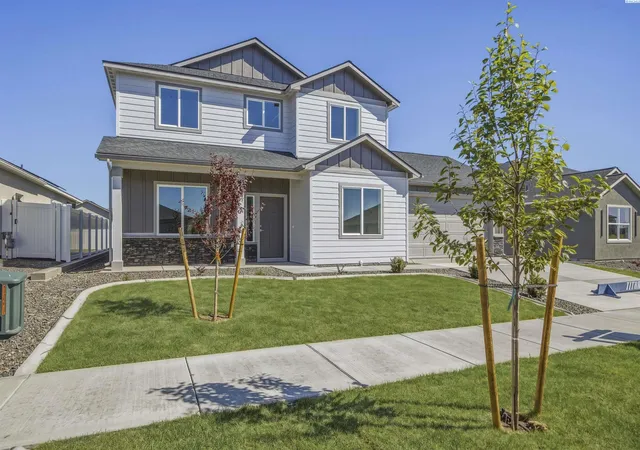 1st image of 3592 Morningside Parkway, Richland, WA 99352 | MLS# 291804
