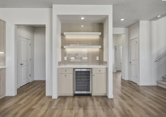 3rd image of 3592 Morningside Parkway, Richland, WA 99352 | MLS# 291804