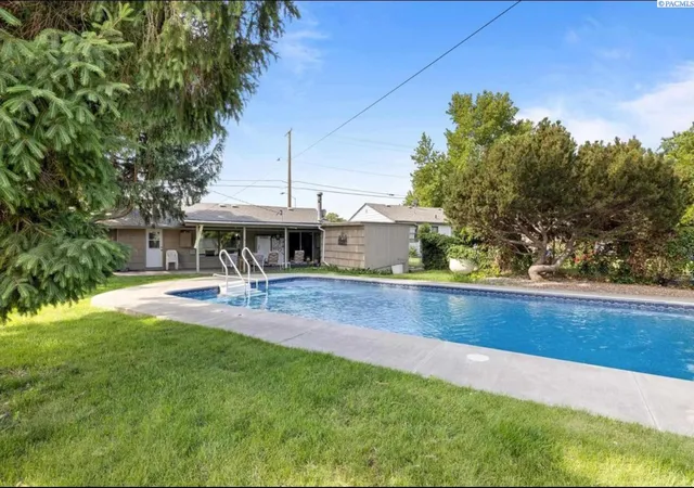 18th image of 1326 W 4th Ave, Kennewick, WA 99336 | MLS# 288601