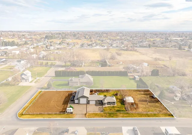 1st image of 2205 Rd 72, Pasco, WA 99301 | MLS# 292162